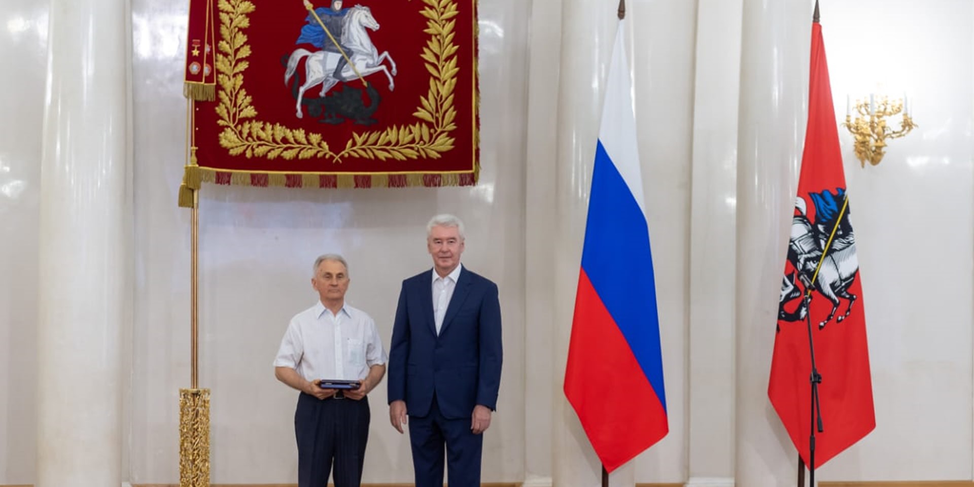 Москва. Присвоение врачу гематологу Вдовину В.В. Почётного звания